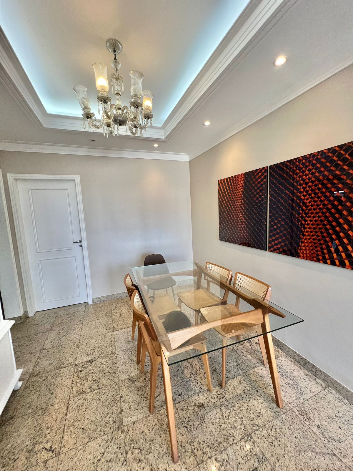 Imagem Apartamento com 3 Quartos para Alugar, 135 m²em Umarizal - Belém Imagem Apartamento com 3 Quartos para Alugar, 135 m²em Umarizal - Belém