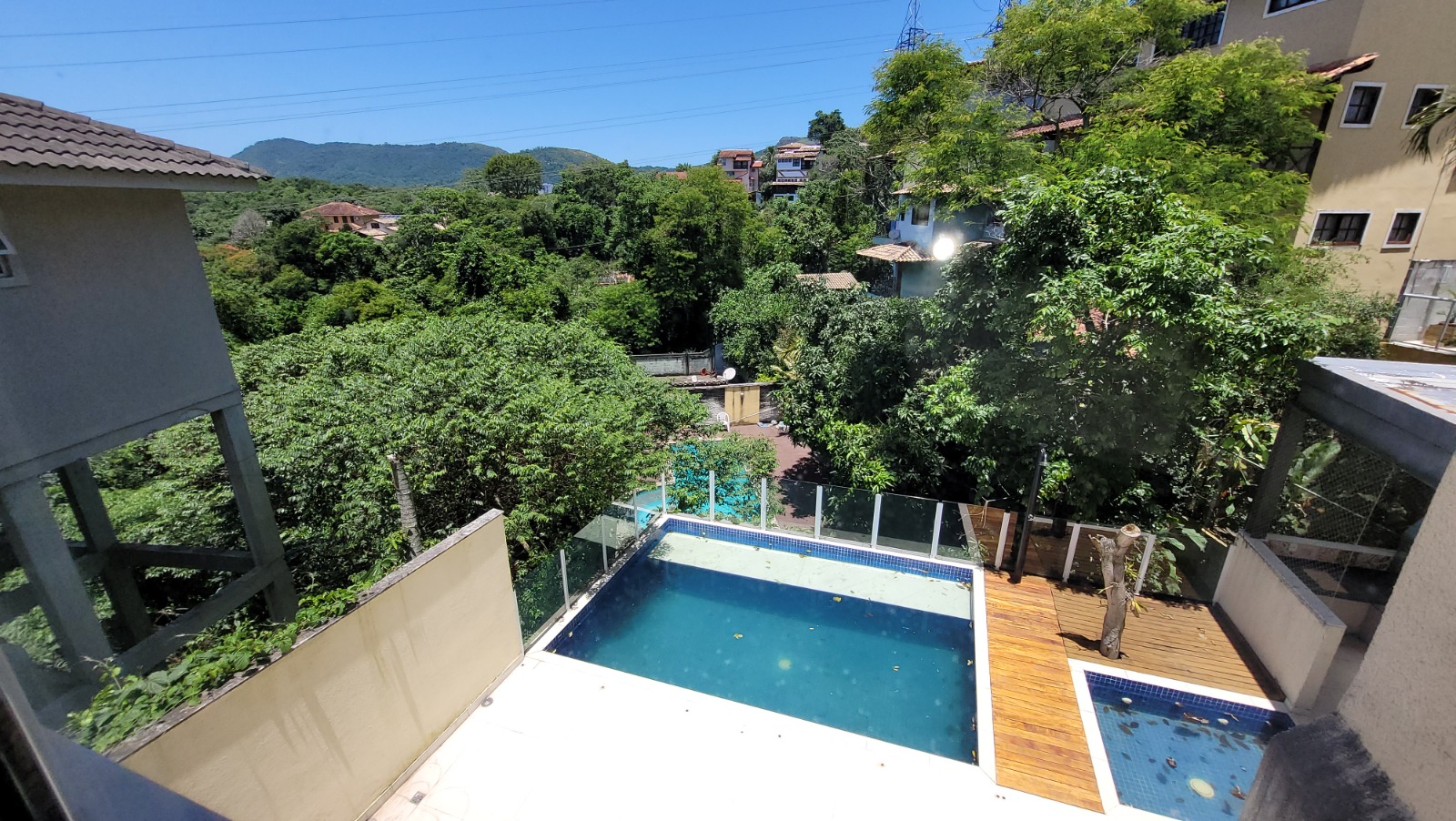 Casa de Condomínio com 3 Quartos à Venda, 340 m²em Sapê - Niterói