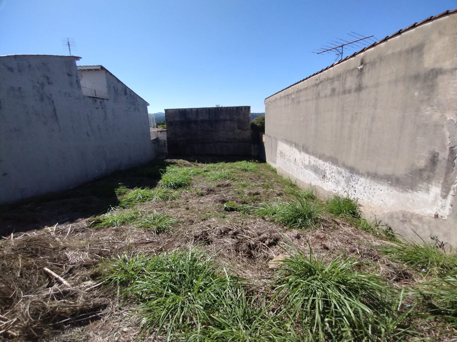 Terreno à Venda, 300 m²em Vila Rica - Atibaia