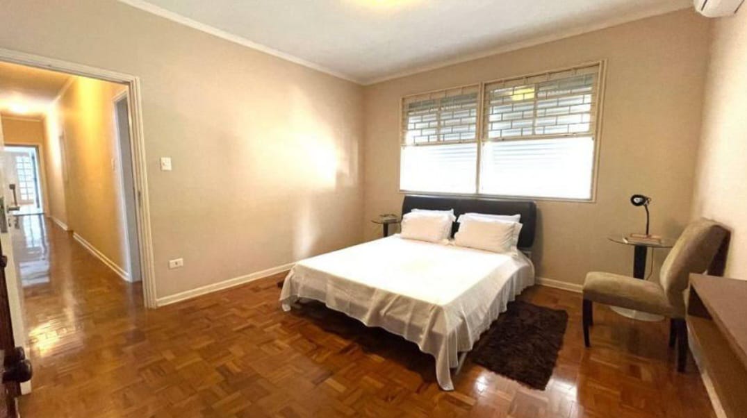Imagem Casa com 3 Quartos à Venda, 229 m²em Ponta da Praia - Santos