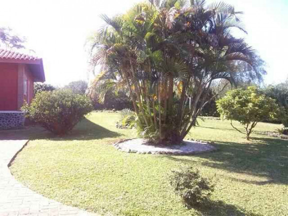 Imagem Casa com 3 Quartos à Venda, 250 m² em Primeira Linha - Criciúma Imagem Casa com 3 Quartos à Venda, 250 m² em Primeira Linha - Criciúma