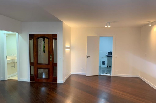 Imagem Apartamento com 4 Quartos para Alugar, 143 m² em Santa Teresinha - São Paulo