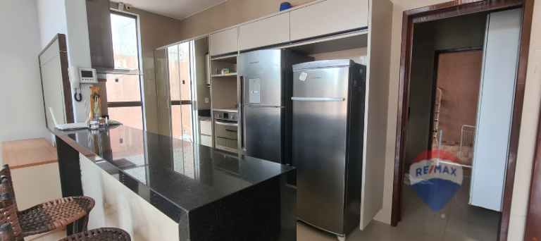 Imagem Casa com 4 Quartos à Venda, 350 m² em Portal do Sol - João Pessoa Imagem Casa com 4 Quartos à Venda, 350 m² em Portal do Sol - João Pessoa