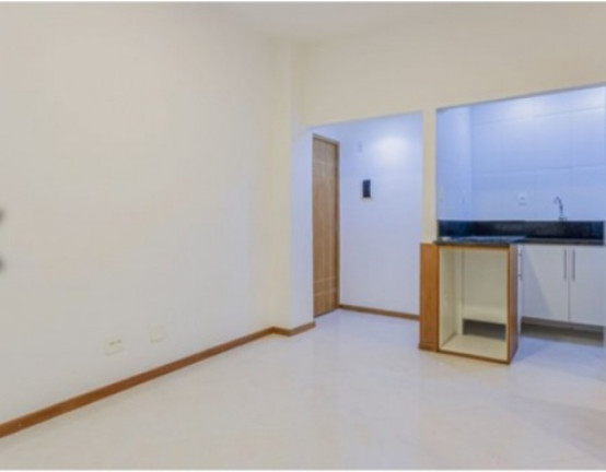 Imagem Apartamento com 1 Quarto à Venda, 31 m² em Copacabana - Rio de Janeiro