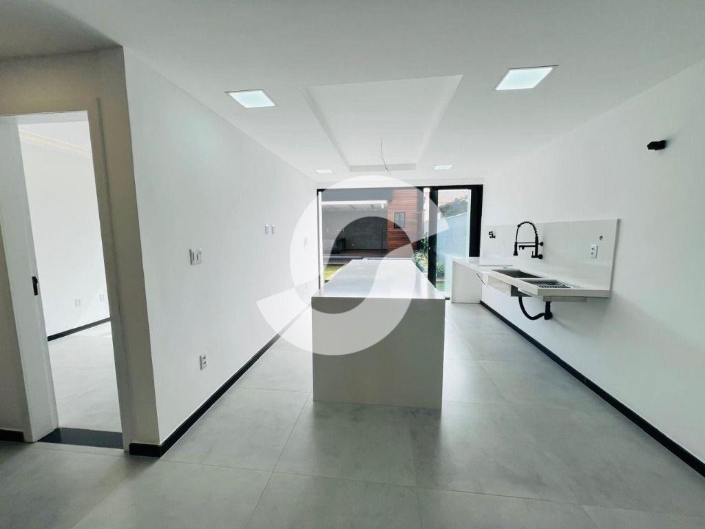 Imagem Casa com 4 Quartos à Venda, 245 m² em Camboinhas - Niterói Imagem Casa com 4 Quartos à Venda, 245 m² em Camboinhas - Niterói
