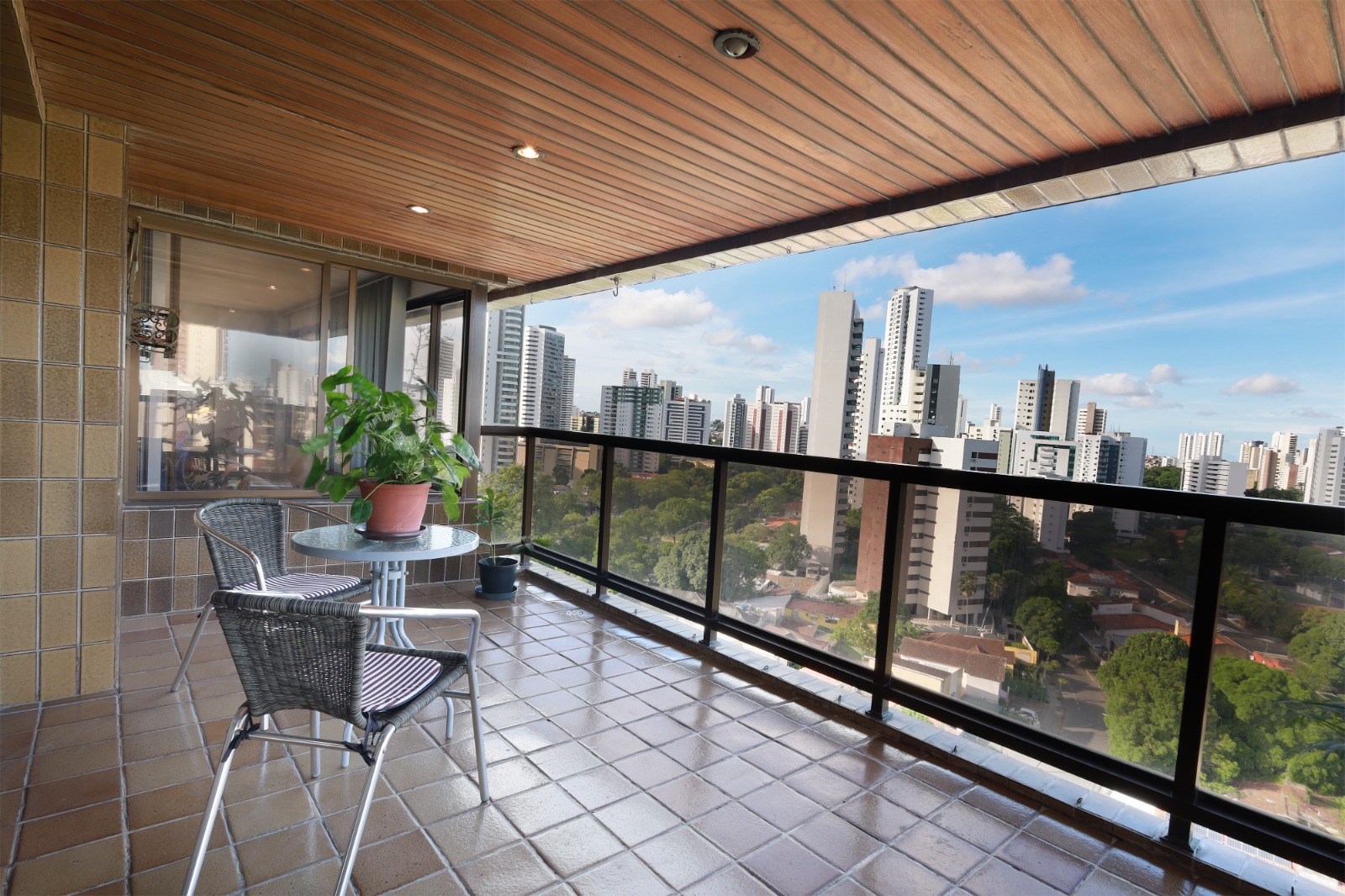 Imagem Apartamento com 4 Quartos à Venda, 260 m²em Poço - Recife Imagem Apartamento com 4 Quartos à Venda, 260 m²em Poço - Recife