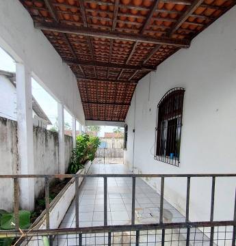 Imagem Casa com 3 Quartos à Venda, 450 m²em Águas Lindas - Ananindeua Imagem Casa com 3 Quartos à Venda, 450 m²em Águas Lindas - Ananindeua