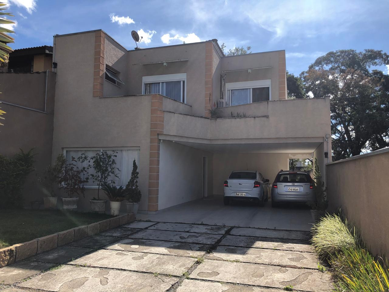 Sobrado com 4 Quartos à Venda, 250 m² em Vila Petrópolis - Atibaia