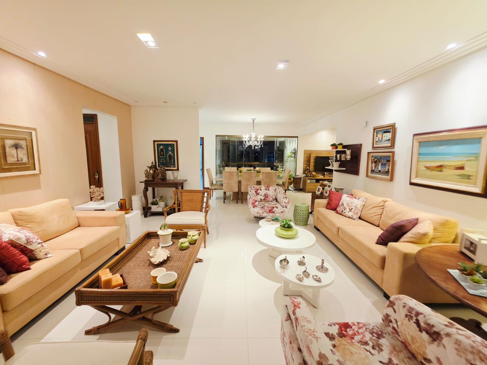Imagem Apartamento com 4 Quartos à Venda, 224 m² em Pituba - Salvador Imagem Apartamento com 4 Quartos à Venda, 224 m² em Pituba - Salvador