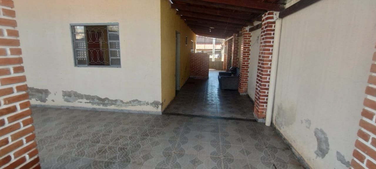 Imagem Casa com 3 Quartos à Venda, 70 m² em Santa Efigênia - Caldas Novas