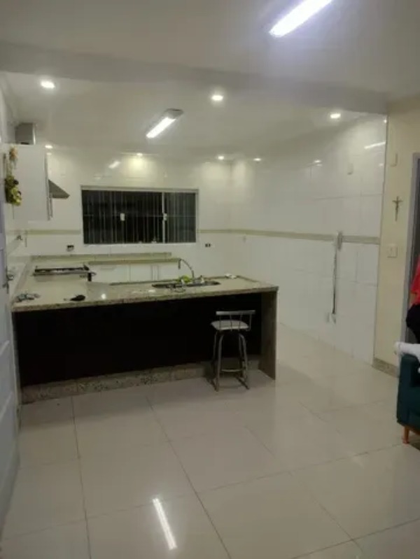 Imagem Casa com 4 Quartos para Alugar, 256 m²em Freguesia do Ó - São Paulo
