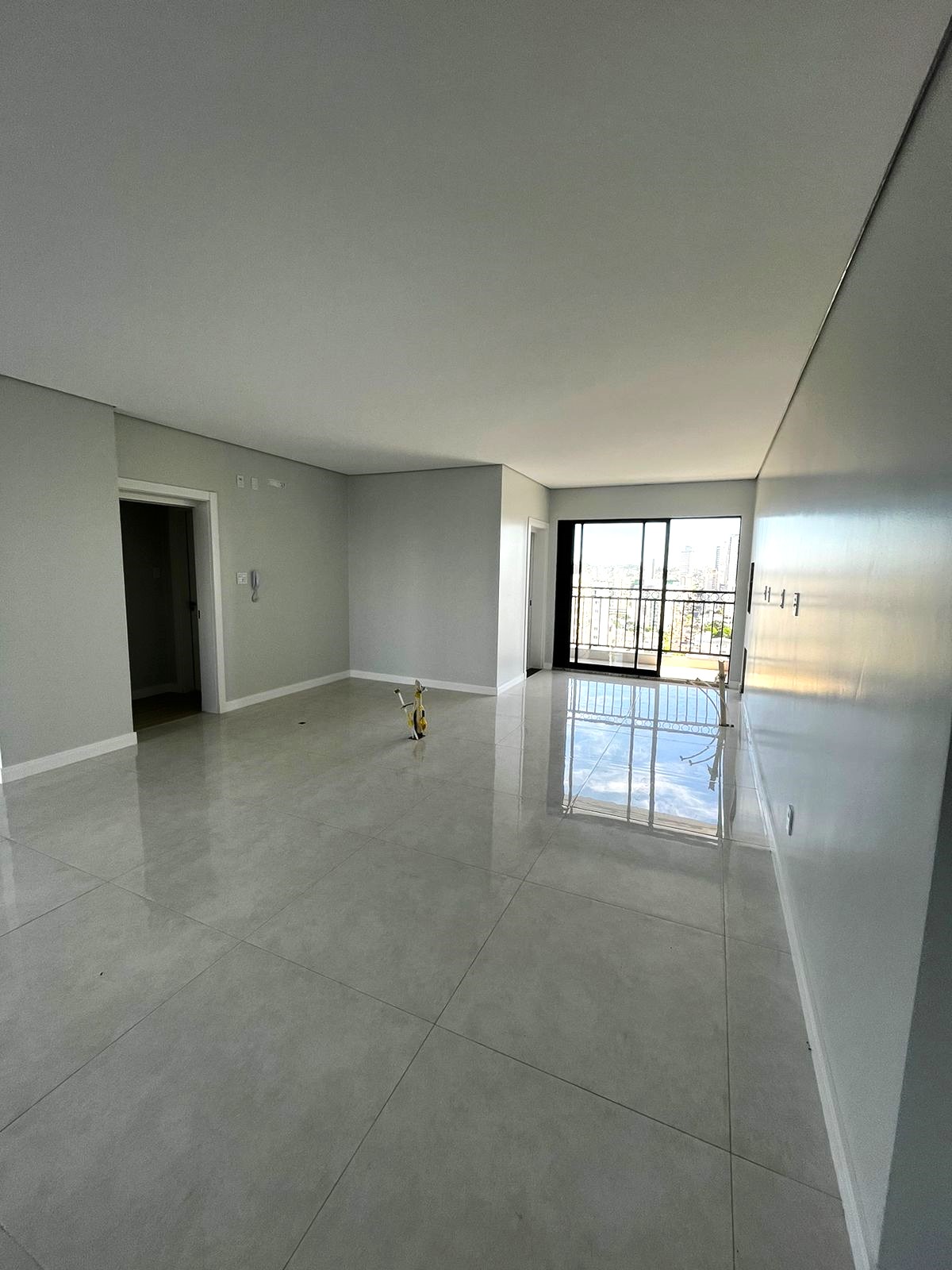 Imagem Apartamento com 3 Quartos à Venda, 184 m²em Presidente Médici - Chapecó Imagem Apartamento com 3 Quartos à Venda, 184 m²em Presidente Médici - Chapecó