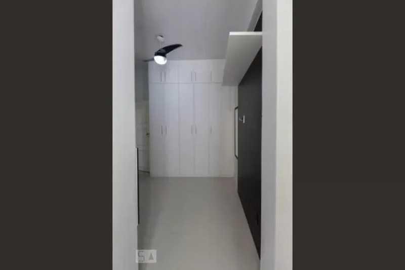 Imagem Apartamento com 3 Quartos à Venda, 82 m²em Copacabana - Rio de Janeiro Imagem Apartamento com 3 Quartos à Venda, 82 m²em Copacabana - Rio de Janeiro