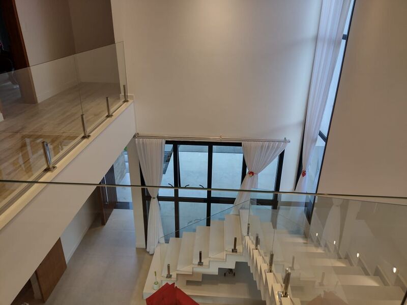 Imagem Casa de Condomínio com 4 Quartos à Venda, 265 m²em Jardim Novo Mundo - Jundiaí Imagem Casa de Condomínio com 4 Quartos à Venda, 265 m²em Jardim Novo Mundo - Jundiaí