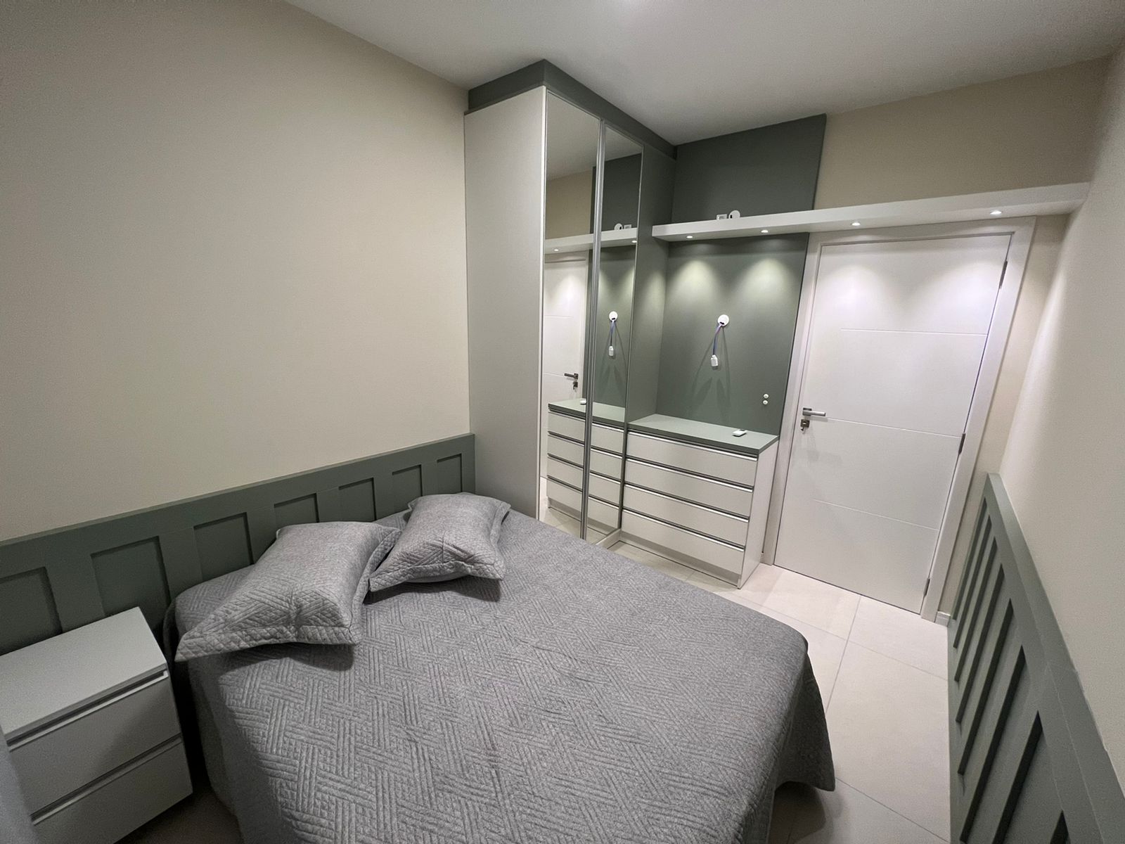 Imagem Apartamento com 2 Quartos à Venda, 101 m²em Centro - Tramandaí Imagem Apartamento com 2 Quartos à Venda, 101 m²em Centro - Tramandaí