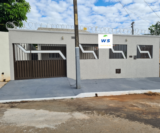 Imagem Casa com 3 Quartos à Venda,  em Residencial Santa Fé I - Goiânia