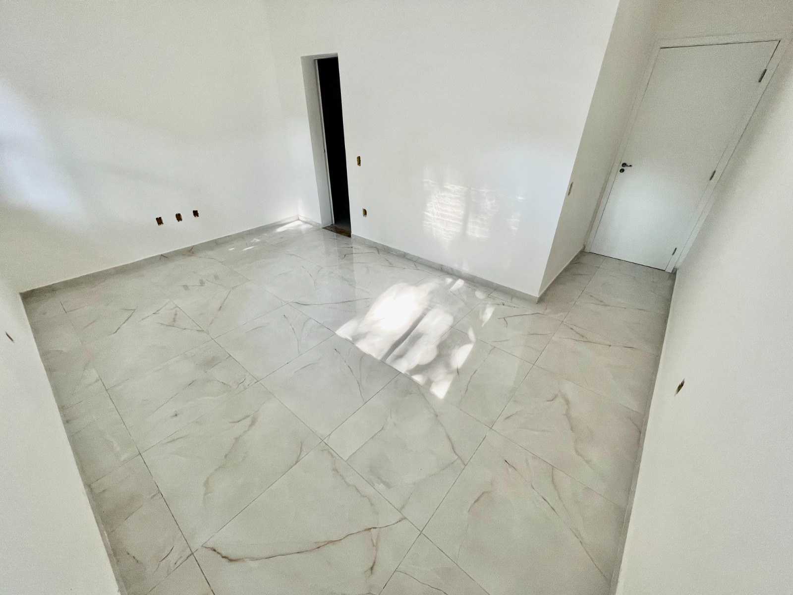 Imagem Casa com 3 Quartos à Venda, 120 m²em Amador - Eusébio Imagem Casa com 3 Quartos à Venda, 120 m²em Amador - Eusébio