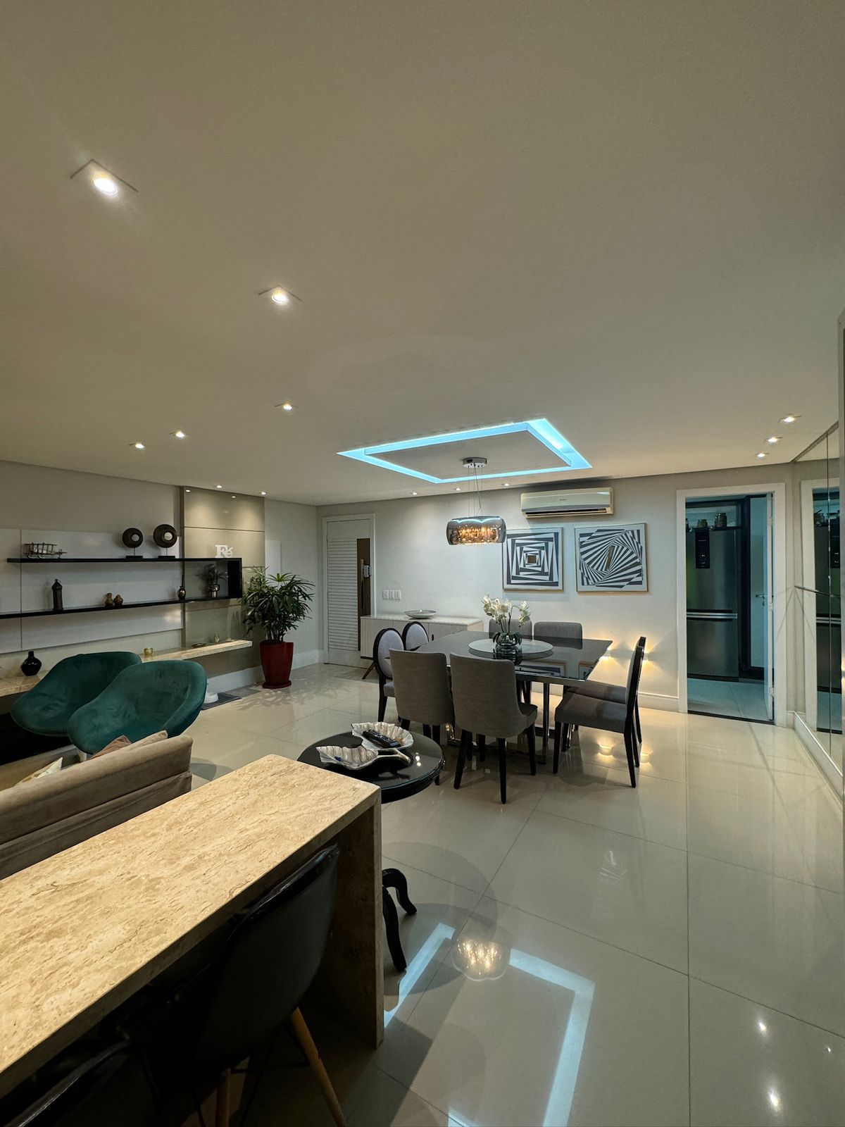 Imagem Apartamento com 3 Quartos à Venda, 100 m²em Cocó - Fortaleza