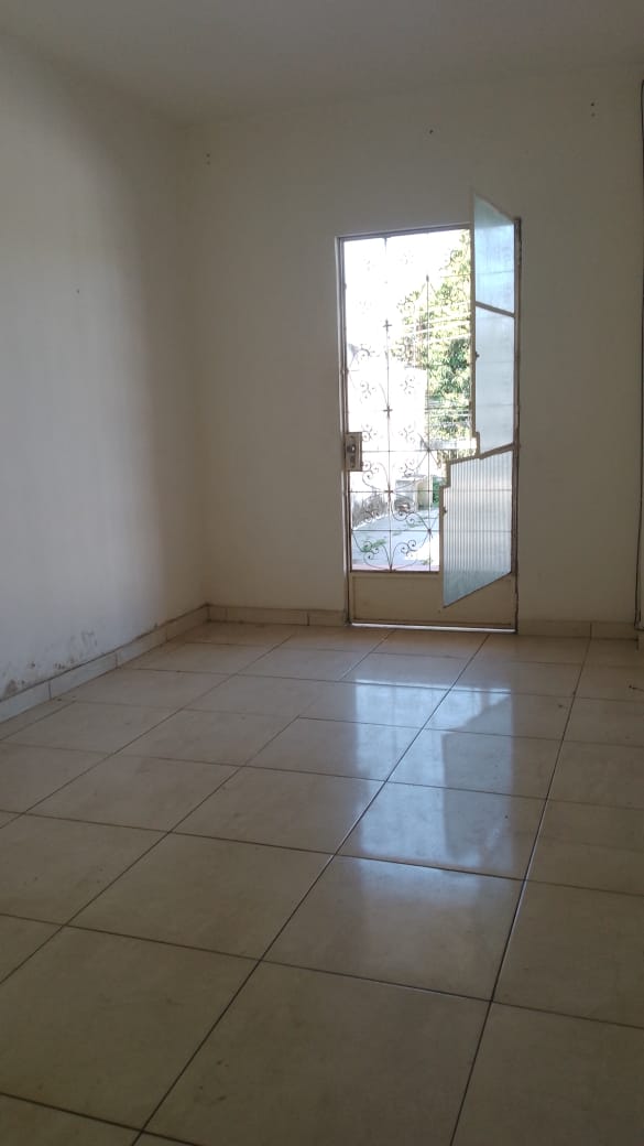 Imagem Casa com 3 Quartos à Venda, 100 m²em Santa Cruz - Rio de Janeiro Imagem Casa com 3 Quartos à Venda, 100 m²em Santa Cruz - Rio de Janeiro