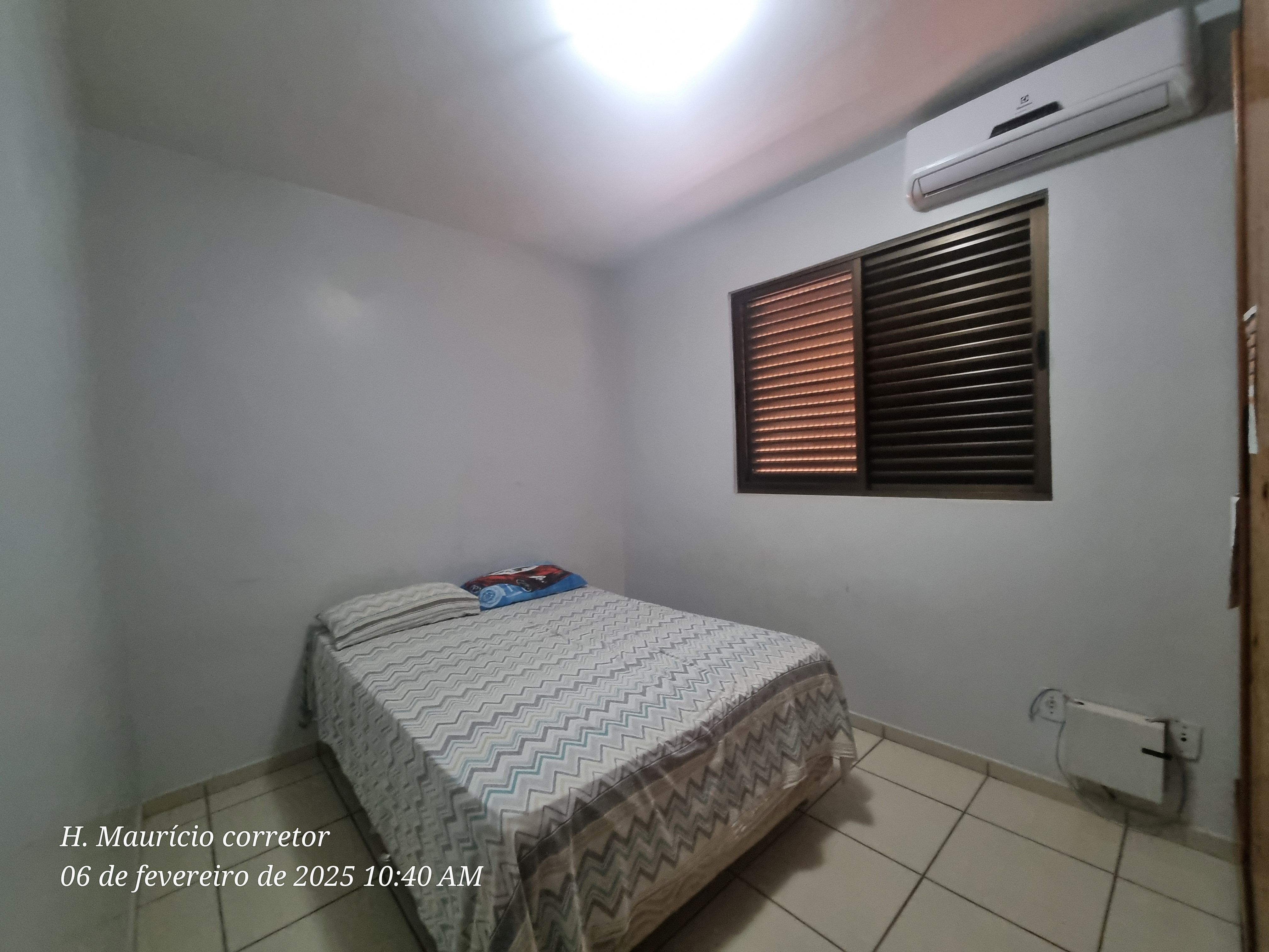 Imagem Sobrado com 3 Quartos à Venda, 151 m² em Santa Genoveva - Goiânia Imagem Sobrado com 3 Quartos à Venda, 151 m² em Santa Genoveva - Goiânia