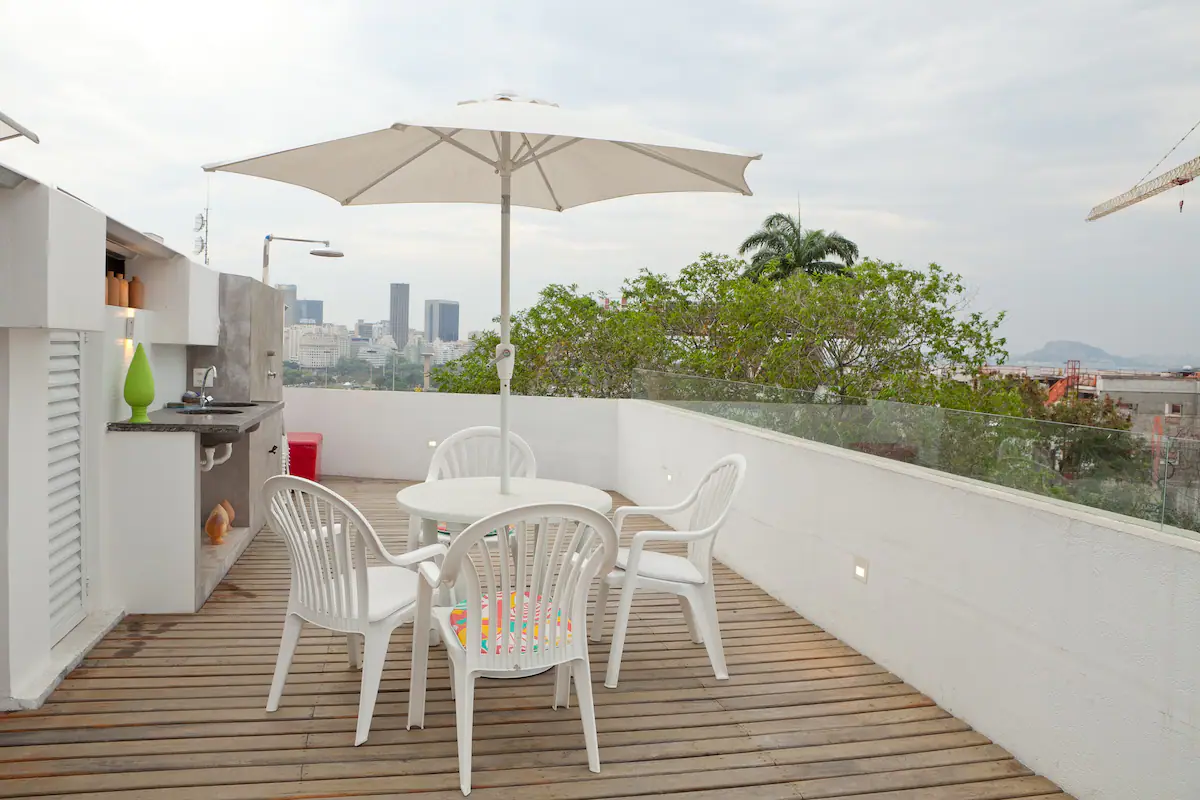 Imagem Casa com 4 Quartos à Venda, 256 m²em Glória - Rio de Janeiro Imagem Casa com 4 Quartos à Venda, 256 m²em Glória - Rio de Janeiro