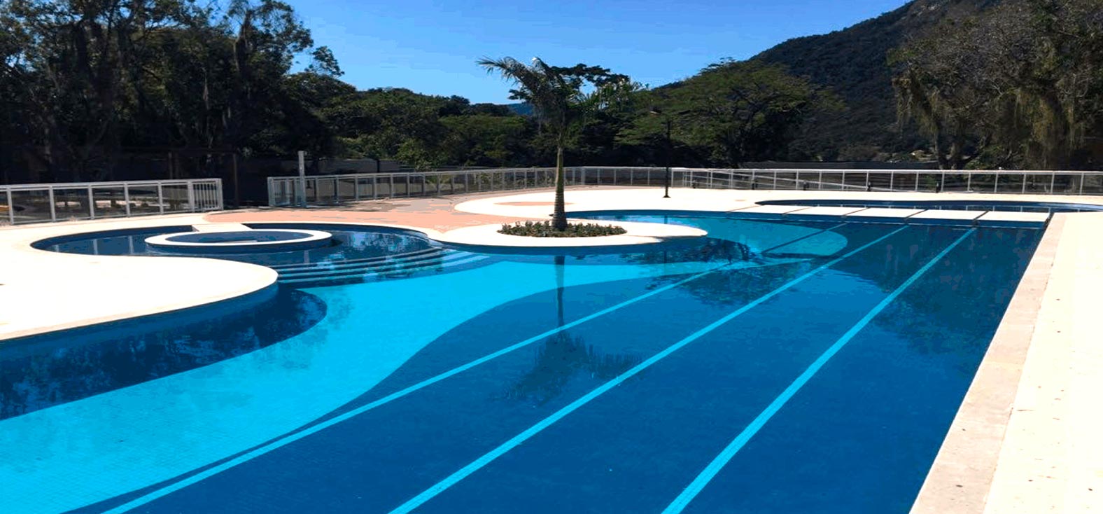 Imagem Casa de Condomínio com 4 Quartos à Venda, 208 m²em Ubatiba - Maricá