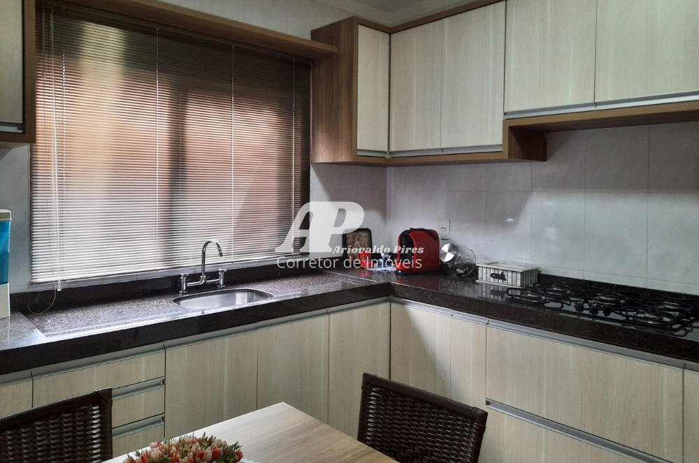 Imagem Sobrado com 3 Quartos à Venda ou Temporada, 90 m²em Jardim Carvalho - Ponta Grossa Imagem Sobrado com 3 Quartos à Venda ou Temporada, 90 m²em Jardim Carvalho - Ponta Grossa