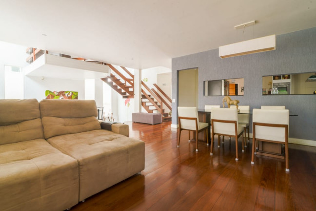 Imagem Casa com 5 Quartos à Venda, 520 m² em Recreio dos Bandeirantes - Rio de Janeiro Imagem Casa com 5 Quartos à Venda, 520 m² em Recreio dos Bandeirantes - Rio de Janeiro