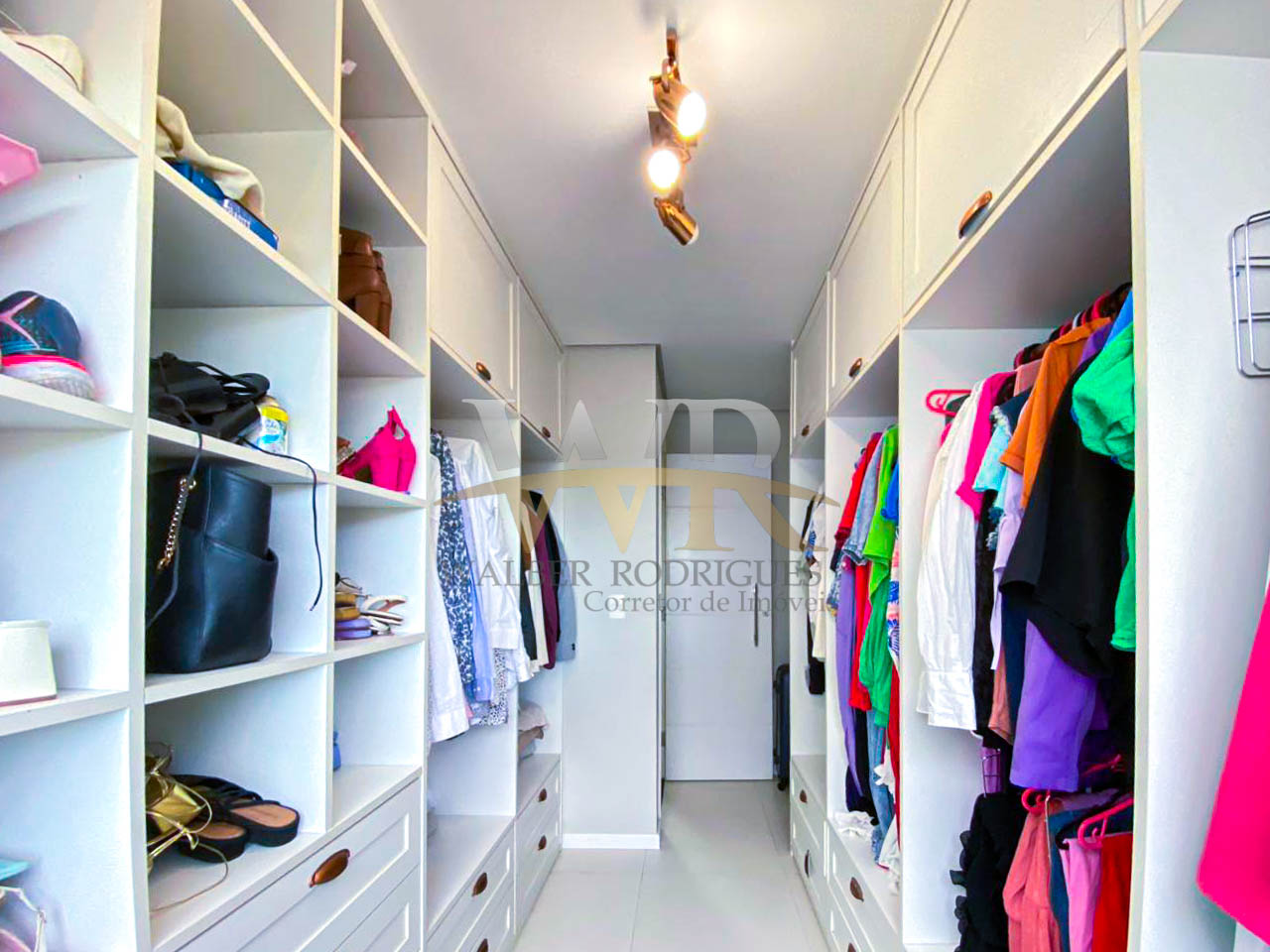 Imagem Casa com 3 Quartos à Venda, 109 m²em Parque Residencial Laranjeiras - Serra Imagem Casa com 3 Quartos à Venda, 109 m²em Parque Residencial Laranjeiras - Serra