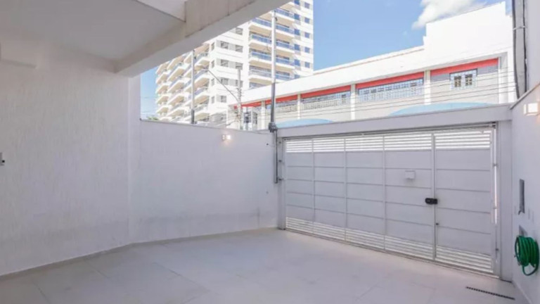 Imagem Sobrado com 3 Quartos à Venda, em Vila Firmiano Pinto - São Paulo Imagem Sobrado com 3 Quartos à Venda, em Vila Firmiano Pinto - São Paulo