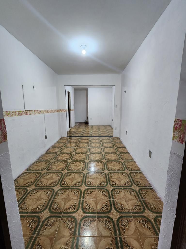 Imagem Casa com 4 Quartos à Venda, 300 m²em Umarizal - Belém Imagem Casa com 4 Quartos à Venda, 300 m²em Umarizal - Belém