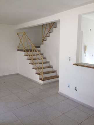 Imagem Casa com 2 Quartos para Alugar, 79 m² em Maria Paula - São Gonçalo