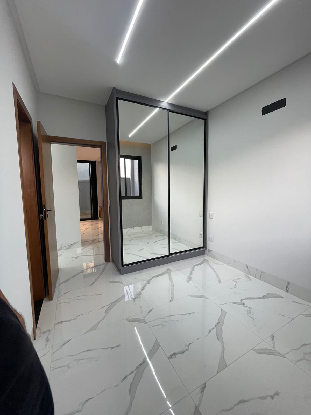 Imagem Casa de Condomínio com 3 Quartos à Venda, 166 m²em Parqville Pinheiros - Aparecida de Goiânia Imagem Casa de Condomínio com 3 Quartos à Venda, 166 m²em Parqville Pinheiros - Aparecida de Goiânia