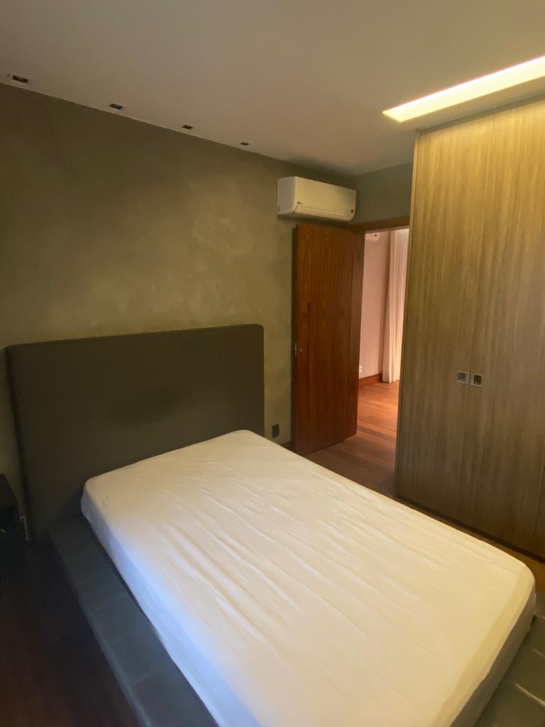 Imagem Apartamento com 4 Quartos à Venda, 217 m²em Barra da Tijuca - Rio de Janeiro Imagem Apartamento com 4 Quartos à Venda, 217 m²em Barra da Tijuca - Rio de Janeiro