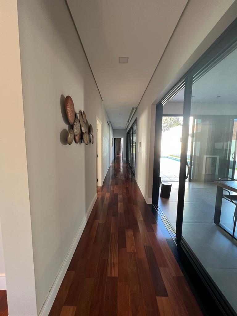 Imagem Casa de Condomínio com 4 Quartos à Venda, 380 m²em Medeiros - Jundiaí