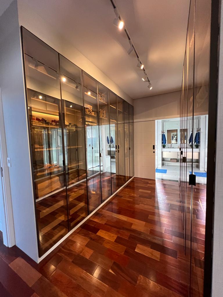 Imagem Casa de Condomínio com 4 Quartos à Venda, 380 m²em Medeiros - Jundiaí
