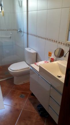 Imagem Casa com 3 Quartos à Venda, 260 m² em Parque Renato Maia - Guarulhos Imagem Casa com 3 Quartos à Venda, 260 m² em Parque Renato Maia - Guarulhos