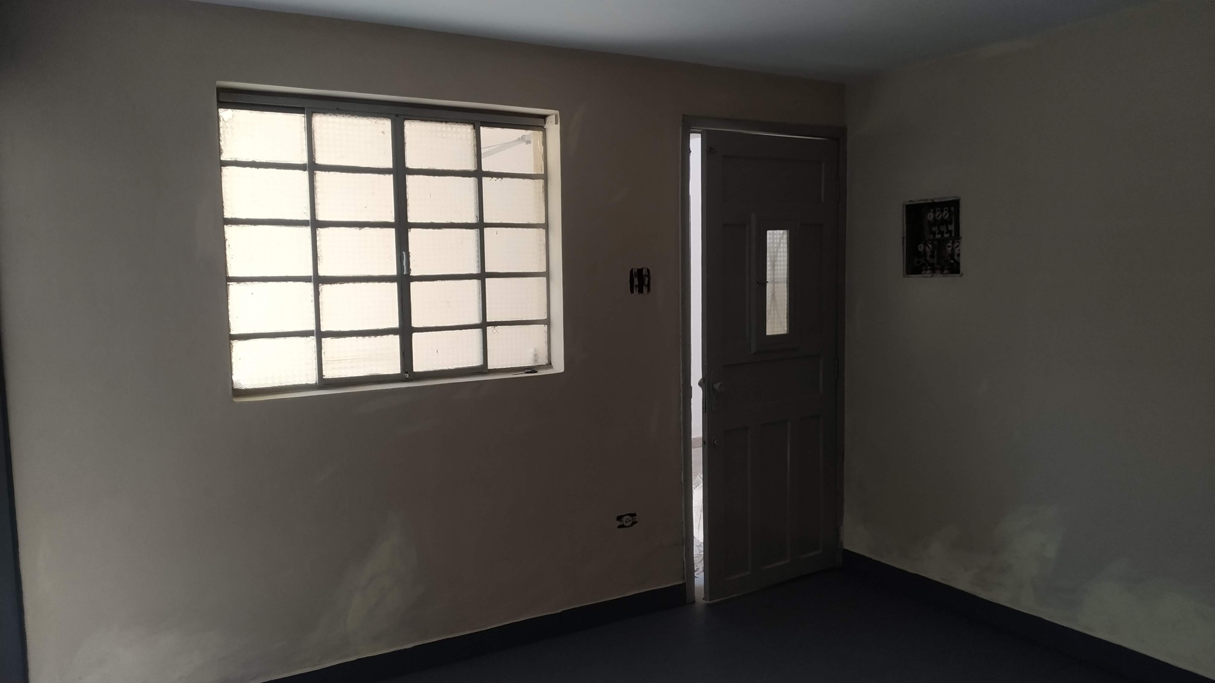 Imagem Casa com 1 Quarto para Alugar, 40 m² em Vila Antonieta - São Paulo Imagem Casa com 1 Quarto para Alugar, 40 m² em Vila Antonieta - São Paulo