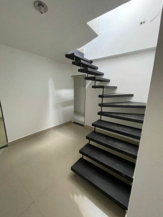 Imagem Casa com 2 Quartos à Venda, 200 m² em Conceição - Diadema Imagem Casa com 2 Quartos à Venda, 200 m² em Conceição - Diadema