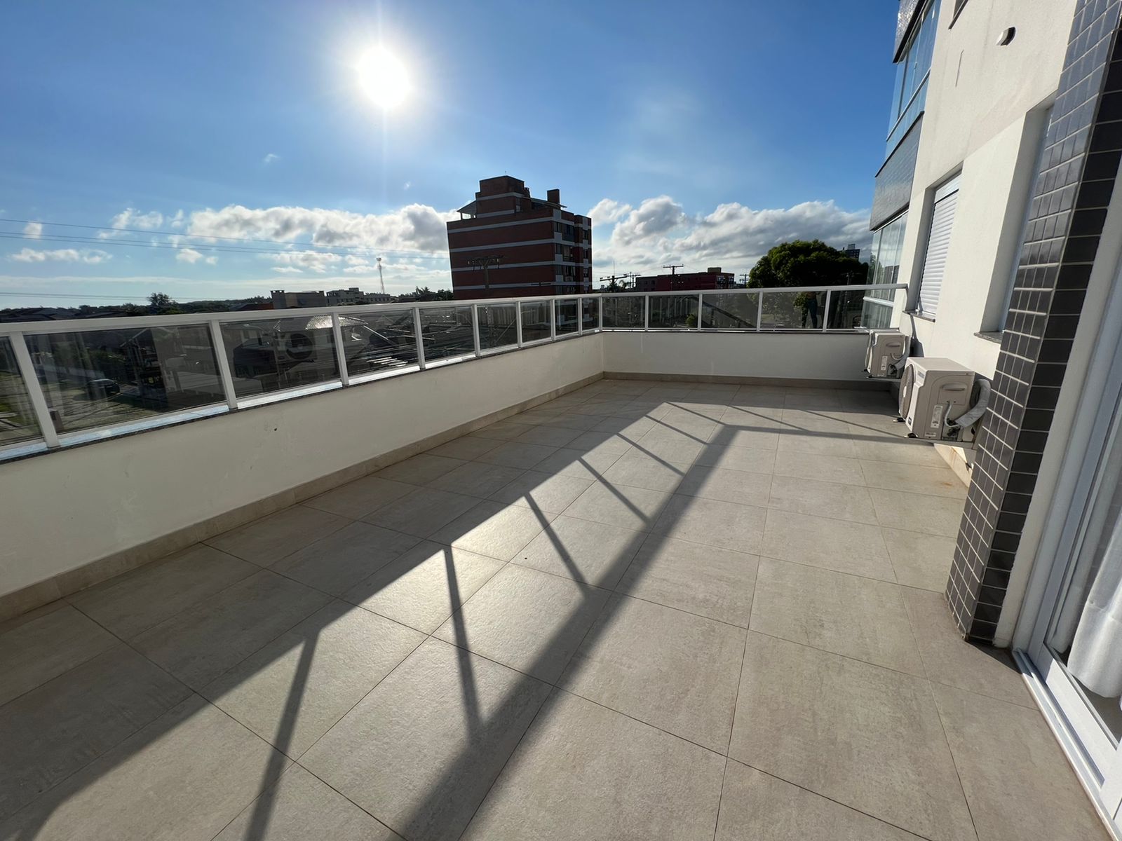 Imagem Apartamento com 2 Quartos à Venda, 101 m²em Centro - Tramandaí Imagem Apartamento com 2 Quartos à Venda, 101 m²em Centro - Tramandaí