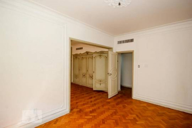 Imagem Apartamento com 4 Quartos à Venda, 300 m² em Copacabana - Rio de Janeiro Imagem Apartamento com 4 Quartos à Venda, 300 m² em Copacabana - Rio de Janeiro