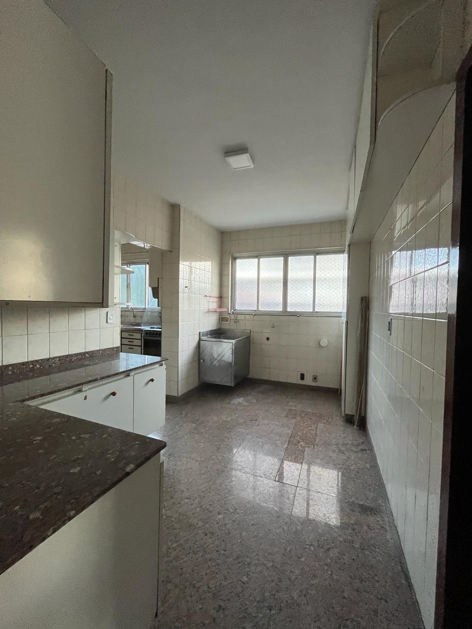 Imagem Apartamento com 4 Quartos à Venda, 240 m²em Umarizal - Belém Imagem Apartamento com 4 Quartos à Venda, 240 m²em Umarizal - Belém