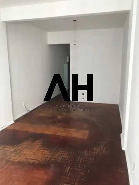Imagem Kitnet com 1 Quarto à Venda, 1 m²em Centro - Niterói Imagem Kitnet com 1 Quarto à Venda, 1 m²em Centro - Niterói