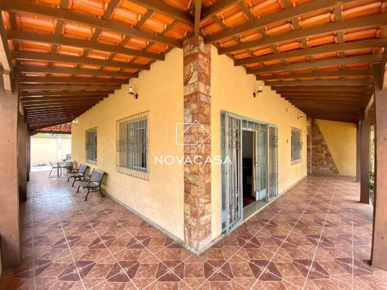 Imagem Casa com 3 Quartos à Venda, 147 m² em Heliópolis - Belo Horizonte Imagem Casa com 3 Quartos à Venda, 147 m² em Heliópolis - Belo Horizonte