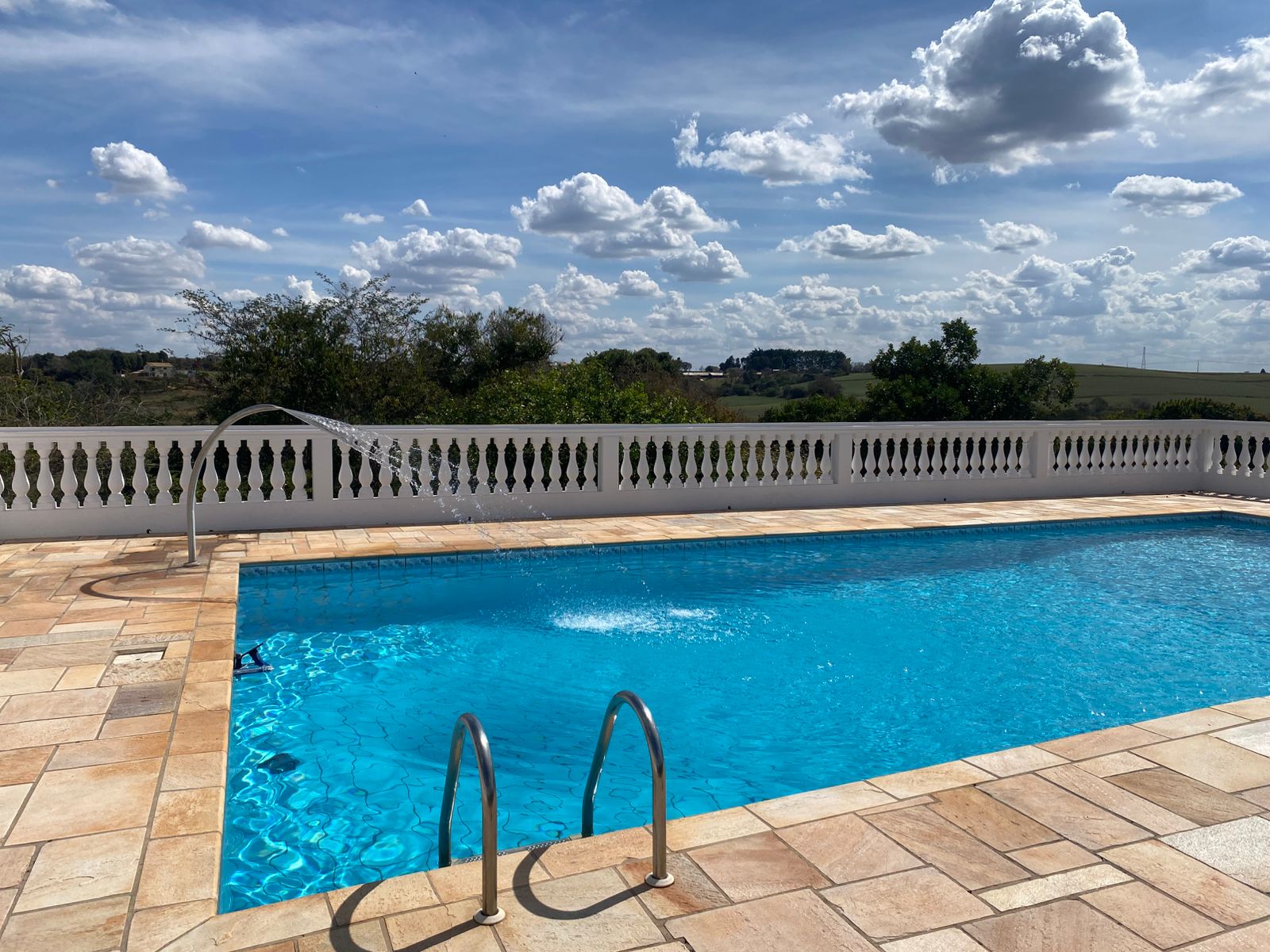 Imagem Chácara com 6 Quartos à Venda, 512 m² em rural - Araçoiaba da Serra