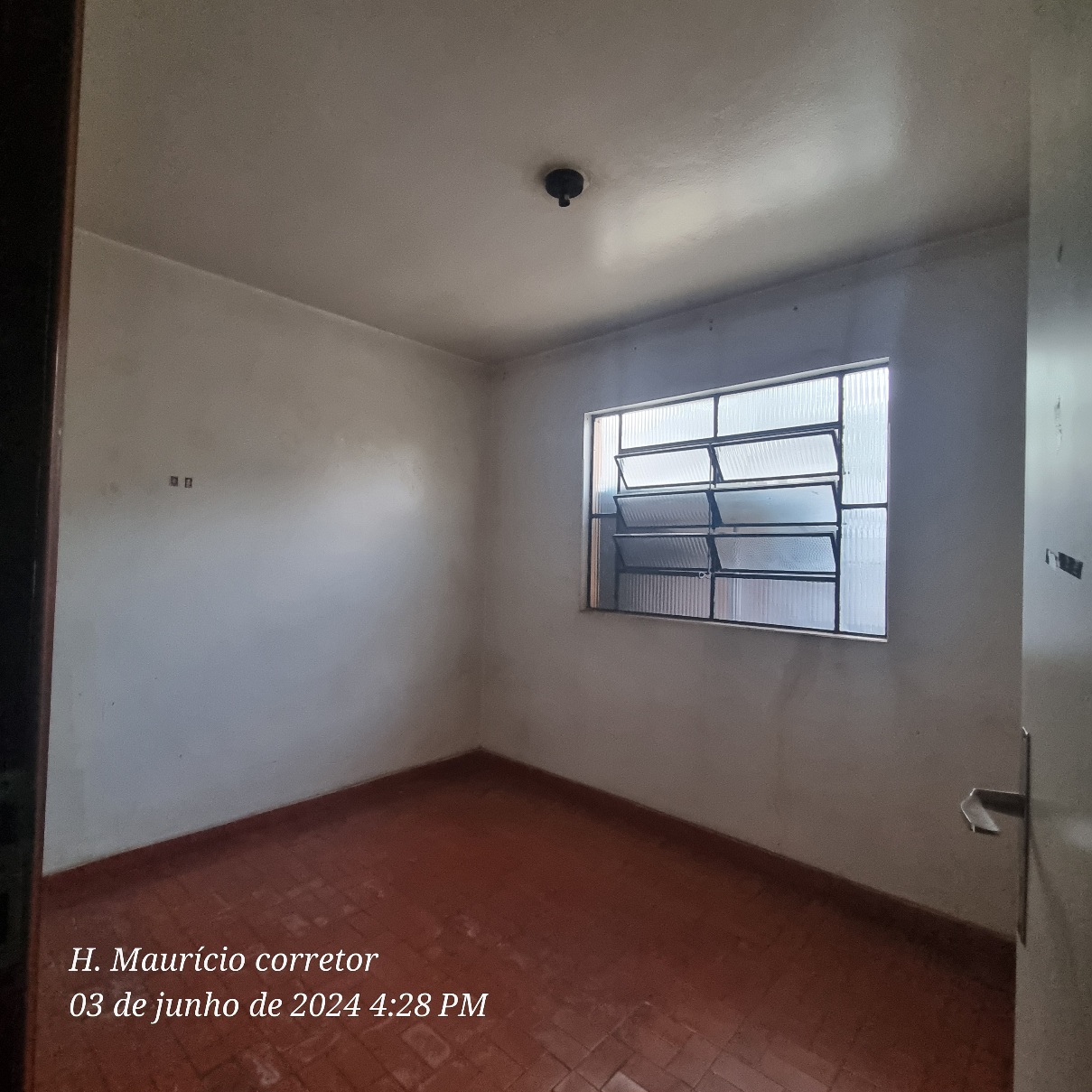 Imagem Casa com 5 Quartos à Venda, 220 m² em Vila Viana - Goiânia Imagem Casa com 5 Quartos à Venda, 220 m² em Vila Viana - Goiânia