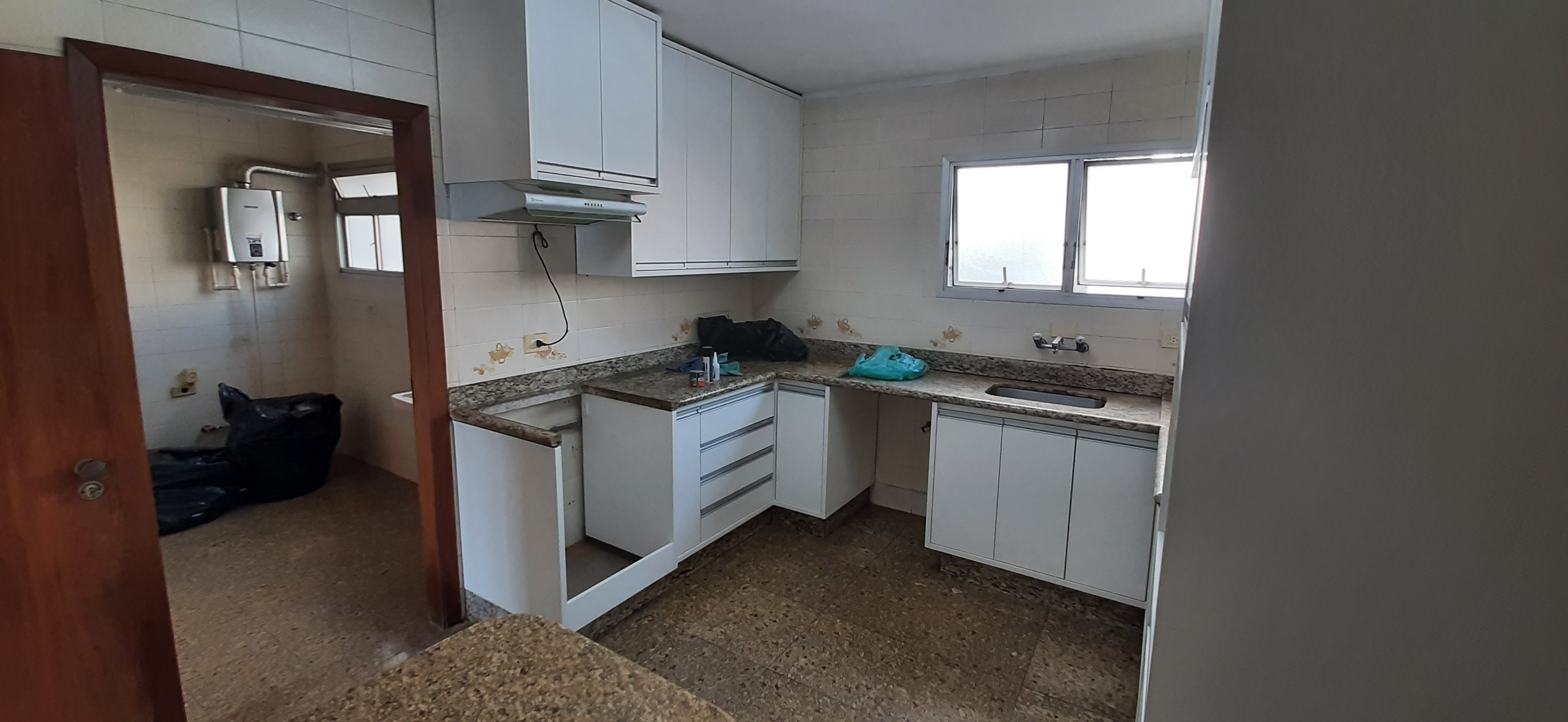 Imagem Apartamento com 4 Quartos para Alugar, 157 m²em Perdizes - São Paulo