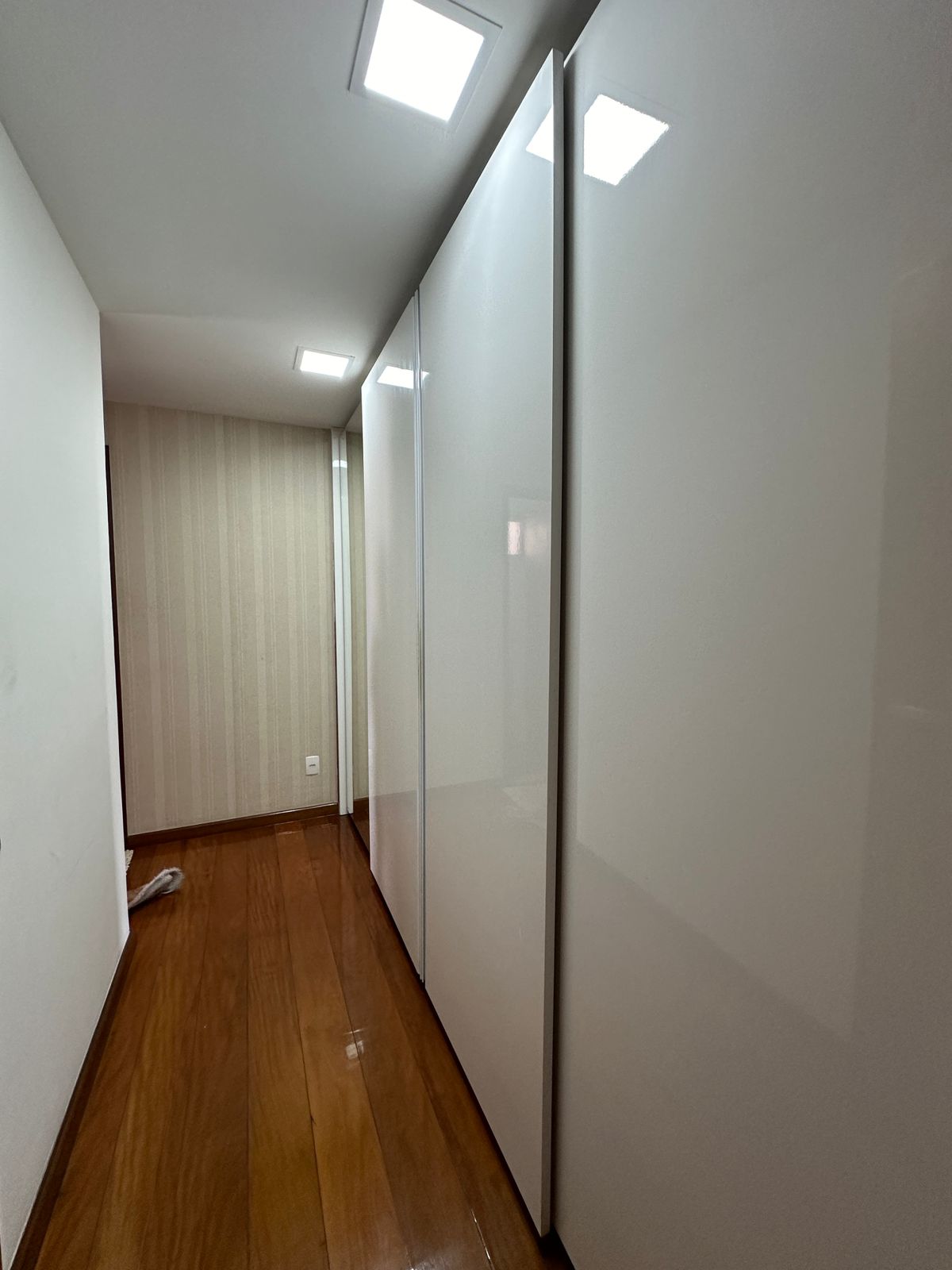 Imagem Apartamento com 4 Quartos à Venda, 354 m²em Itapuã - Vila Velha Imagem Apartamento com 4 Quartos à Venda, 354 m²em Itapuã - Vila Velha