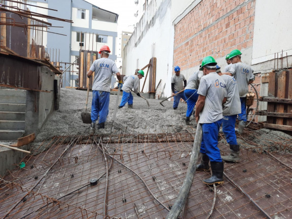 Imagem Apartamento com 4 Quartos à Venda, 137 m² em Centro - Balneário Camboriú