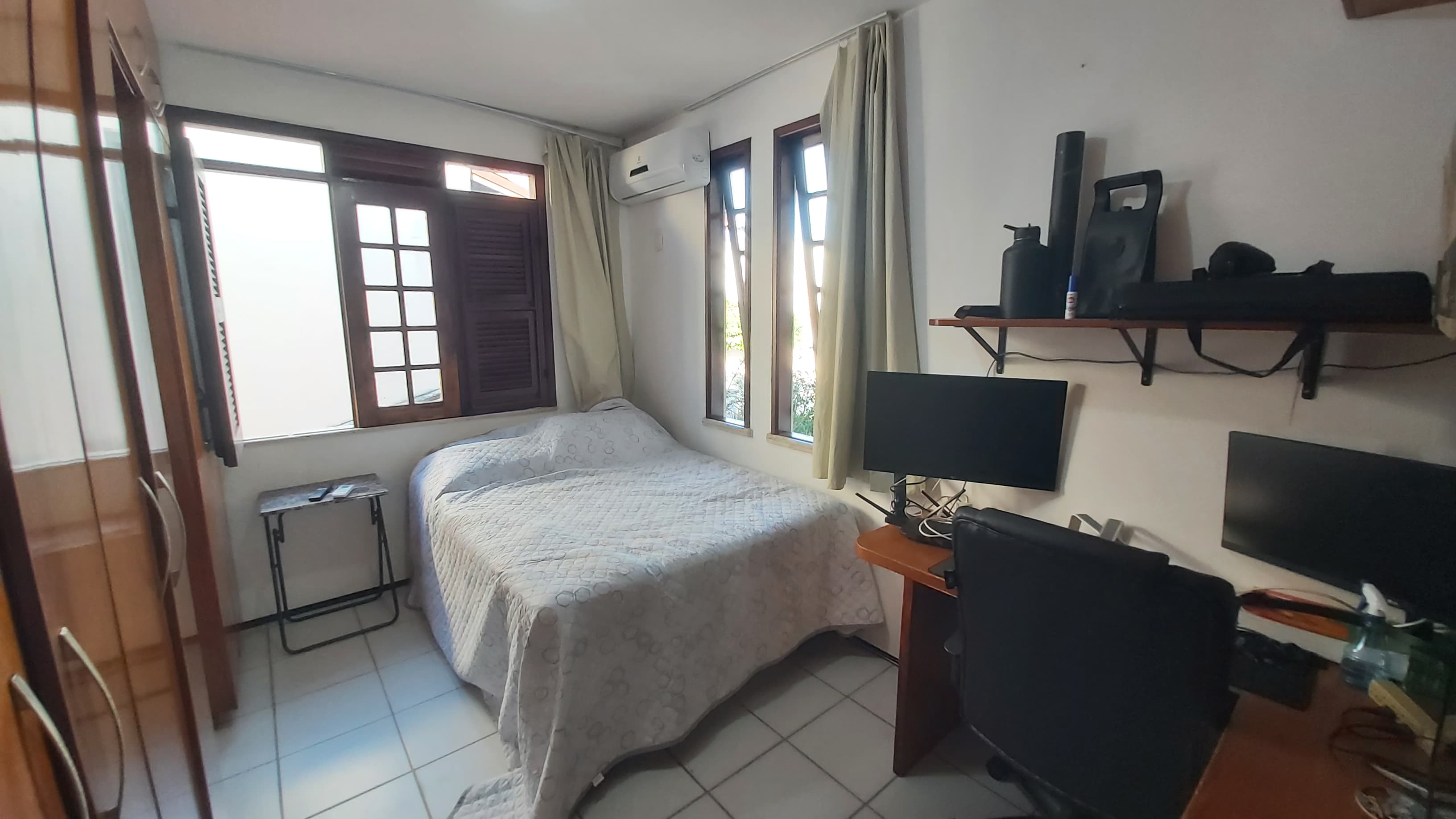 Imagem Casa de Condomínio com 4 Quartos à Venda, 198 m² em Sapiranga-Coité - Fortaleza Imagem Casa de Condomínio com 4 Quartos à Venda, 198 m² em Sapiranga-Coité - Fortaleza